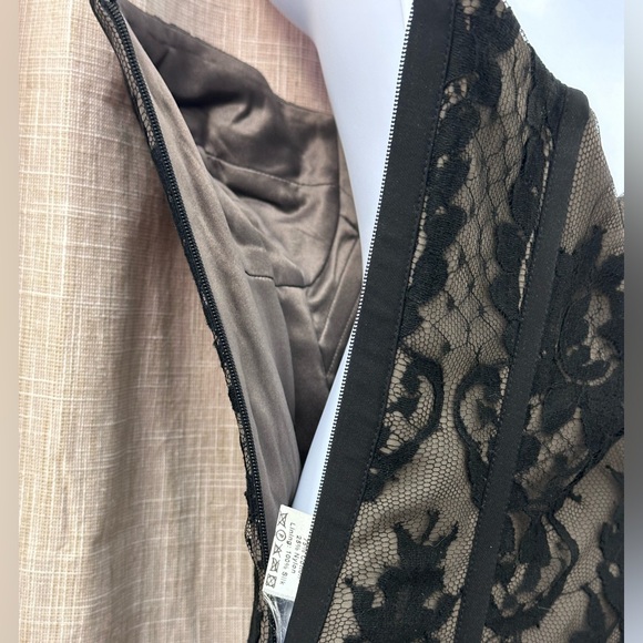 TEMPERLEY LONDON “Amy Winehouse” Black Lace & Mushroom Silk Corset Bustier US 4 - Picture 14 of 16